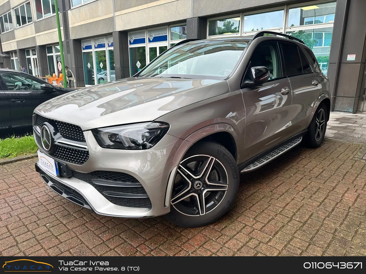 Mercedes-Benz 300 D GLE Premium Plus Grijs - 1