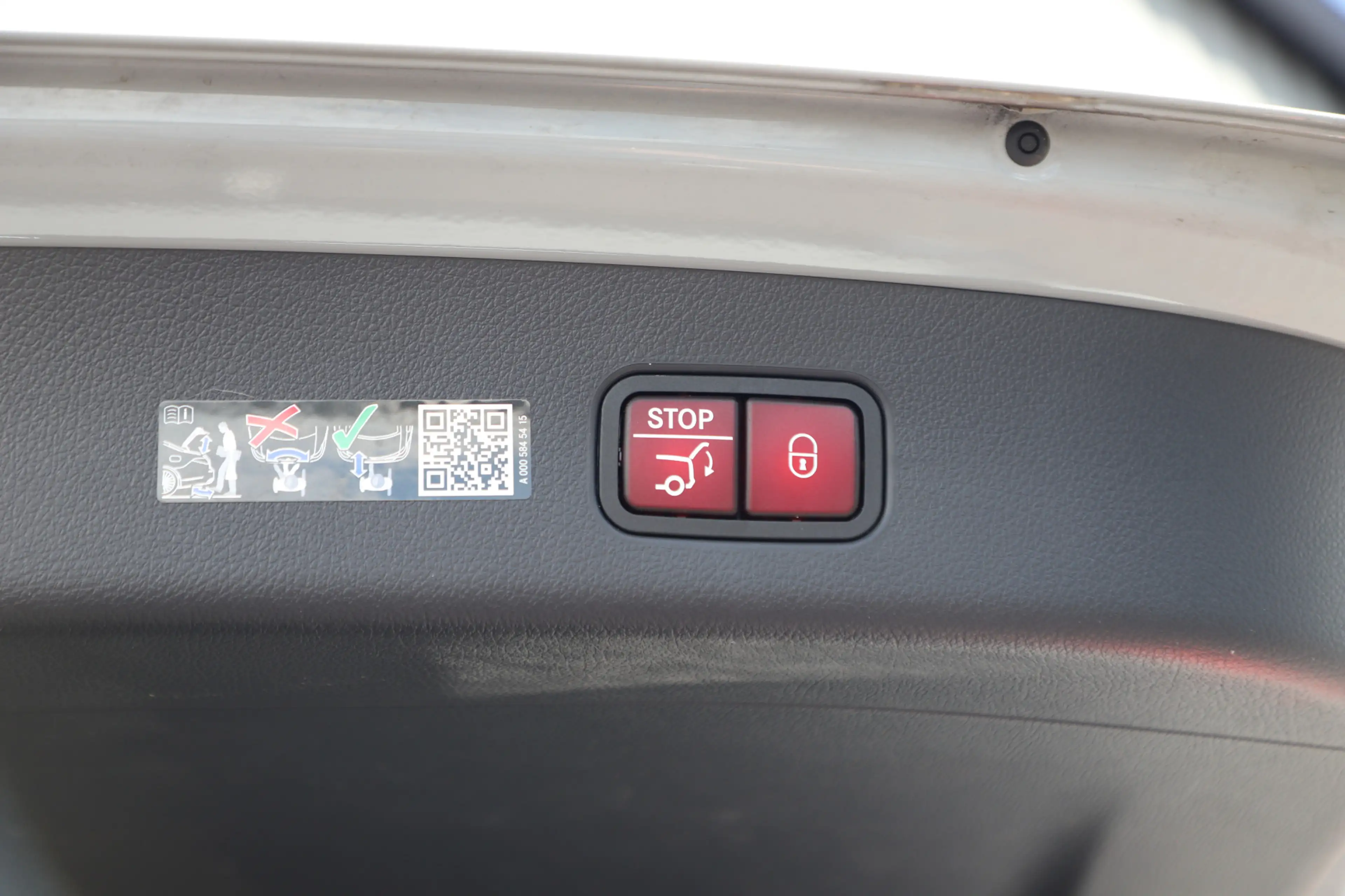 Mercedes-Benz GLC 400 400e AMG 4-Matic | 381PK | Massage | Luchtv. | Ach — photo 36