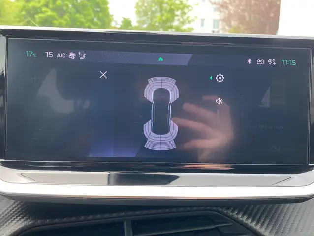 Peugeot 2008 view 18