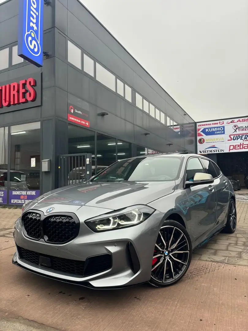 BMW 135 M135iXAS OPF 2023 14.000 KM FULL FULL OPTIONS Argent - 1