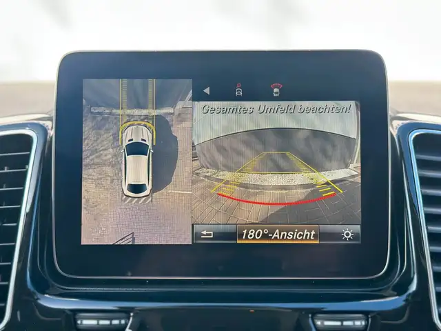 Mercedes-Benz GLE view 27