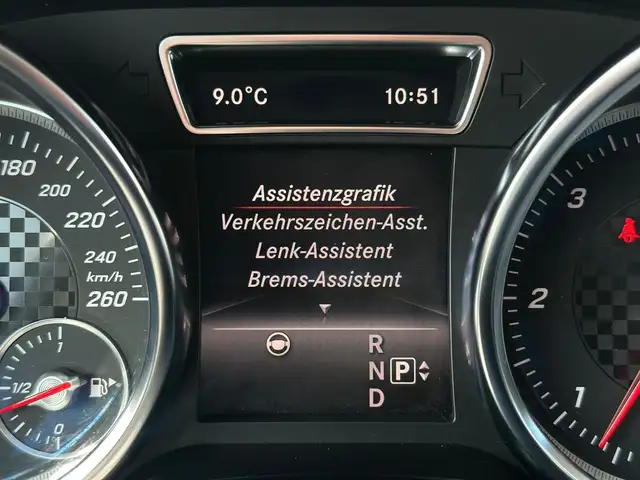 Mercedes-Benz GLE view 29