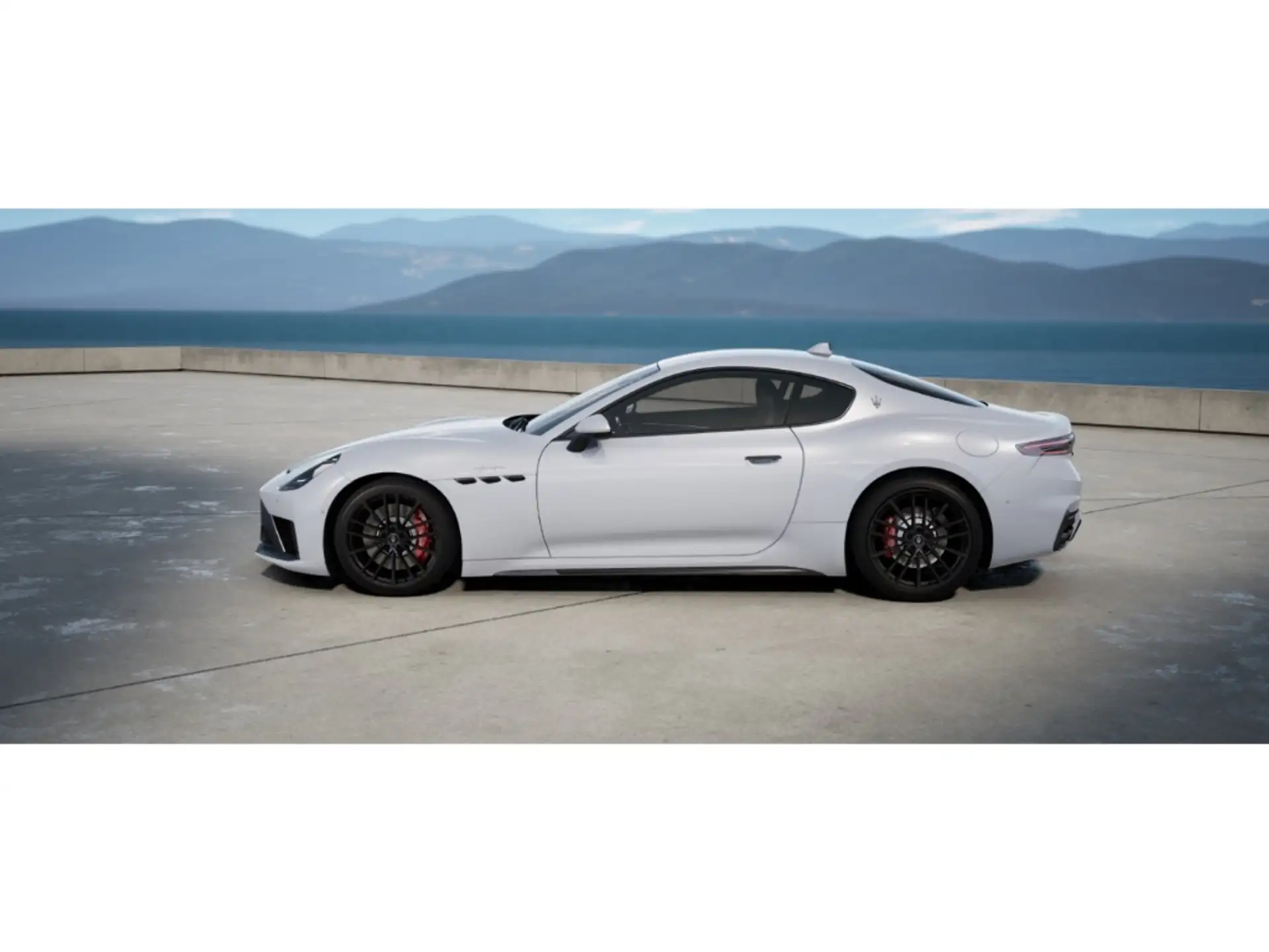마세라티 그란투리스모 2026 화이트 사진 2