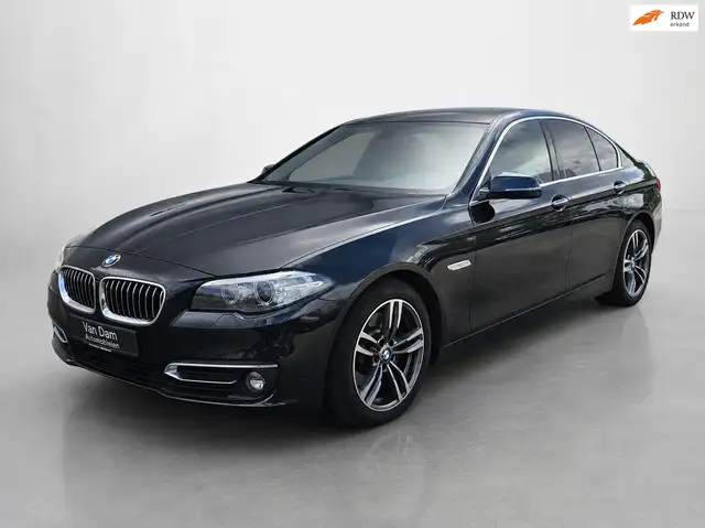 BMW 528 5-serie 528i High Luxury Edition