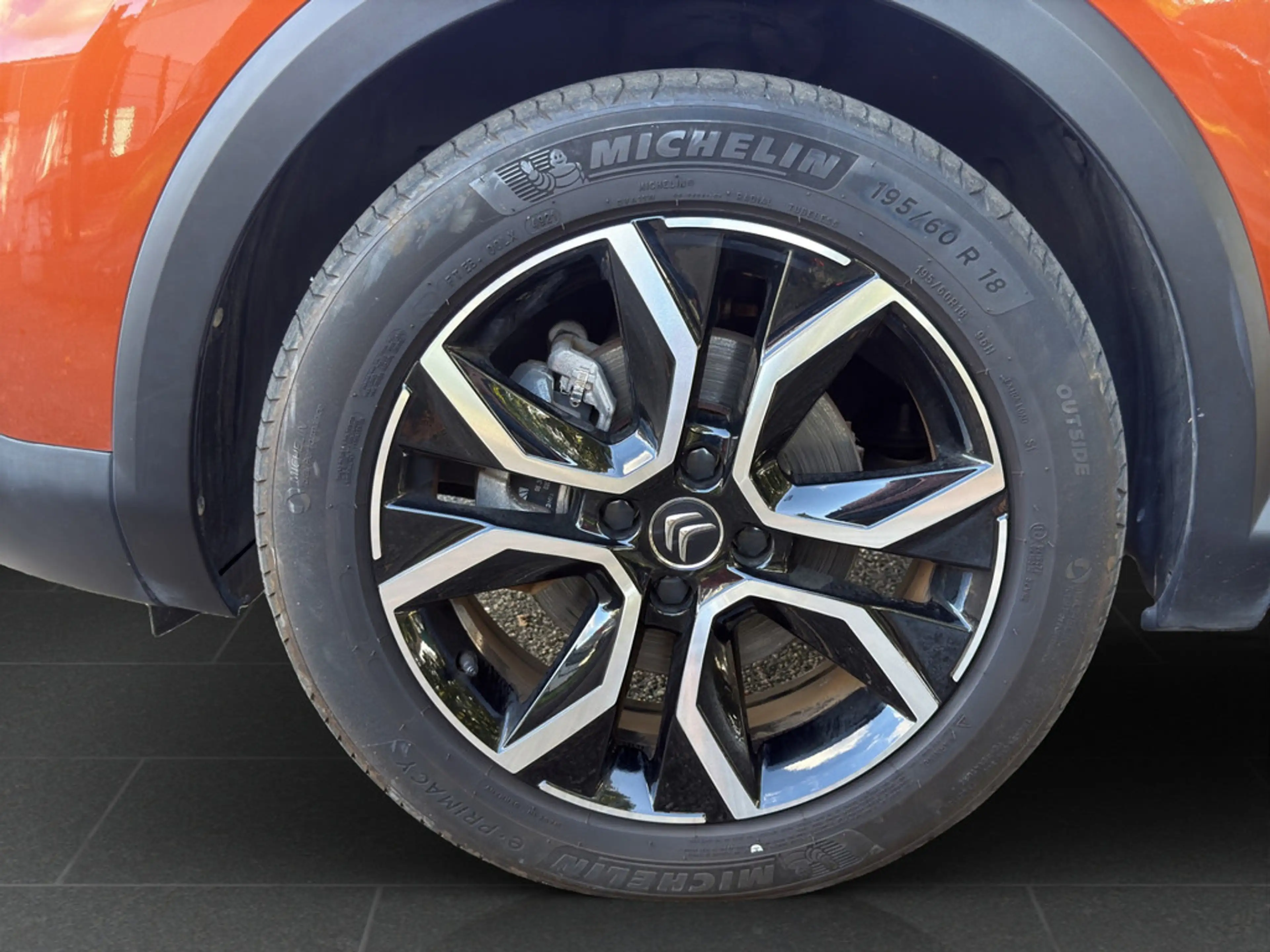 Citroen E-C4 Electric — photo 9