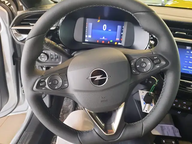 Opel Corsa view 13