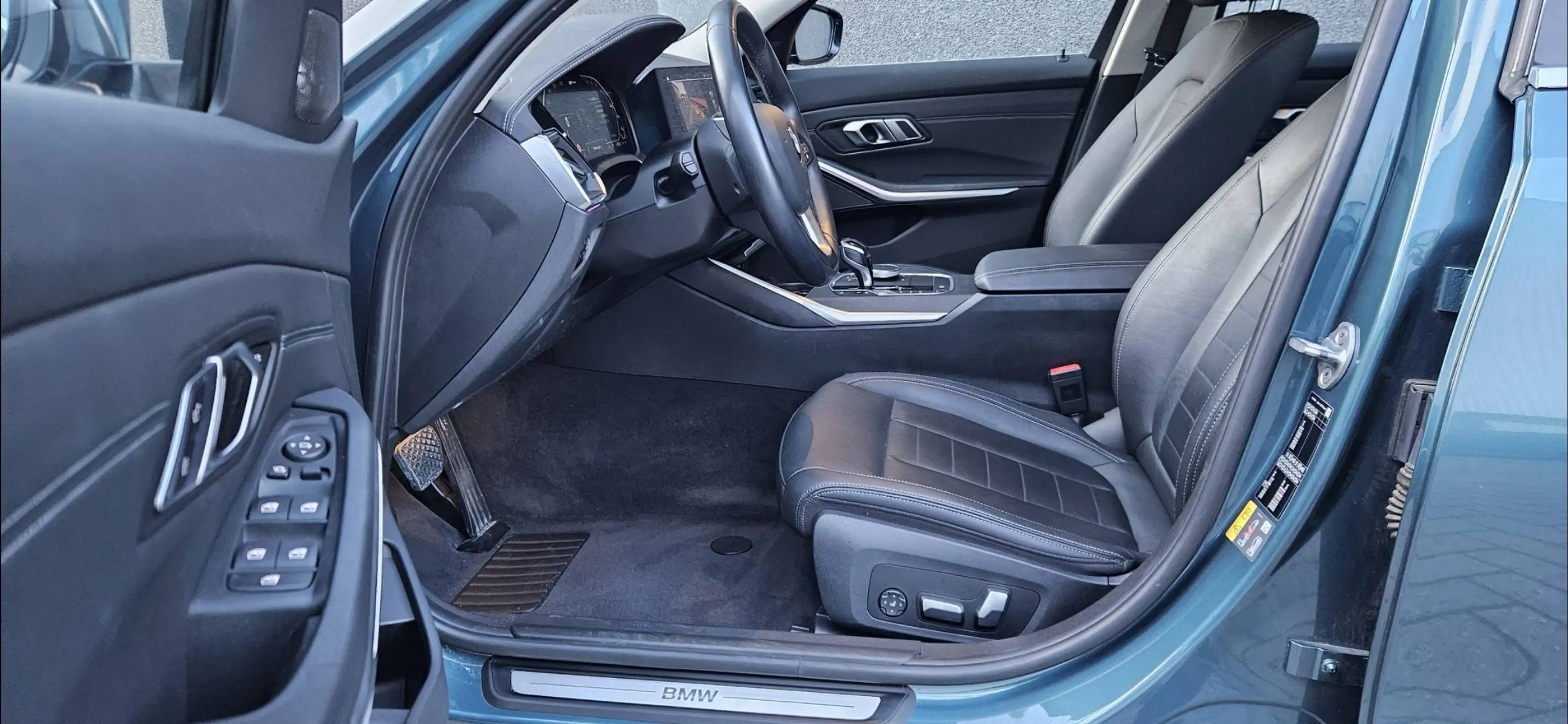 BMW 330 e  LUXURY LINE  EXCLUSIEIF BLEU RIDGE METTALIC/FULL OPTION IN NIEUWSTAAT — photo 8
