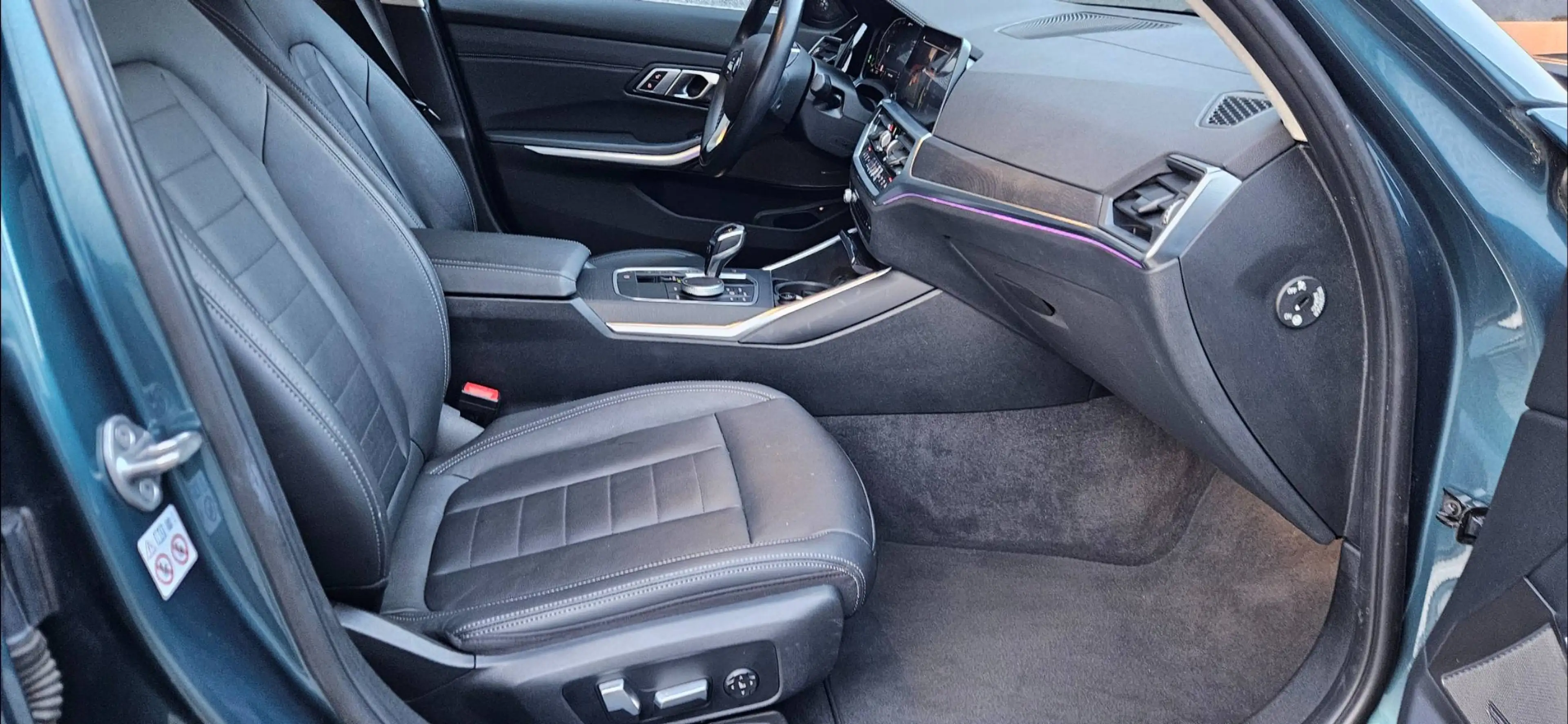 BMW 330 e  LUXURY LINE  EXCLUSIEIF BLEU RIDGE METTALIC/FULL OPTION IN NIEUWSTAAT — photo 14