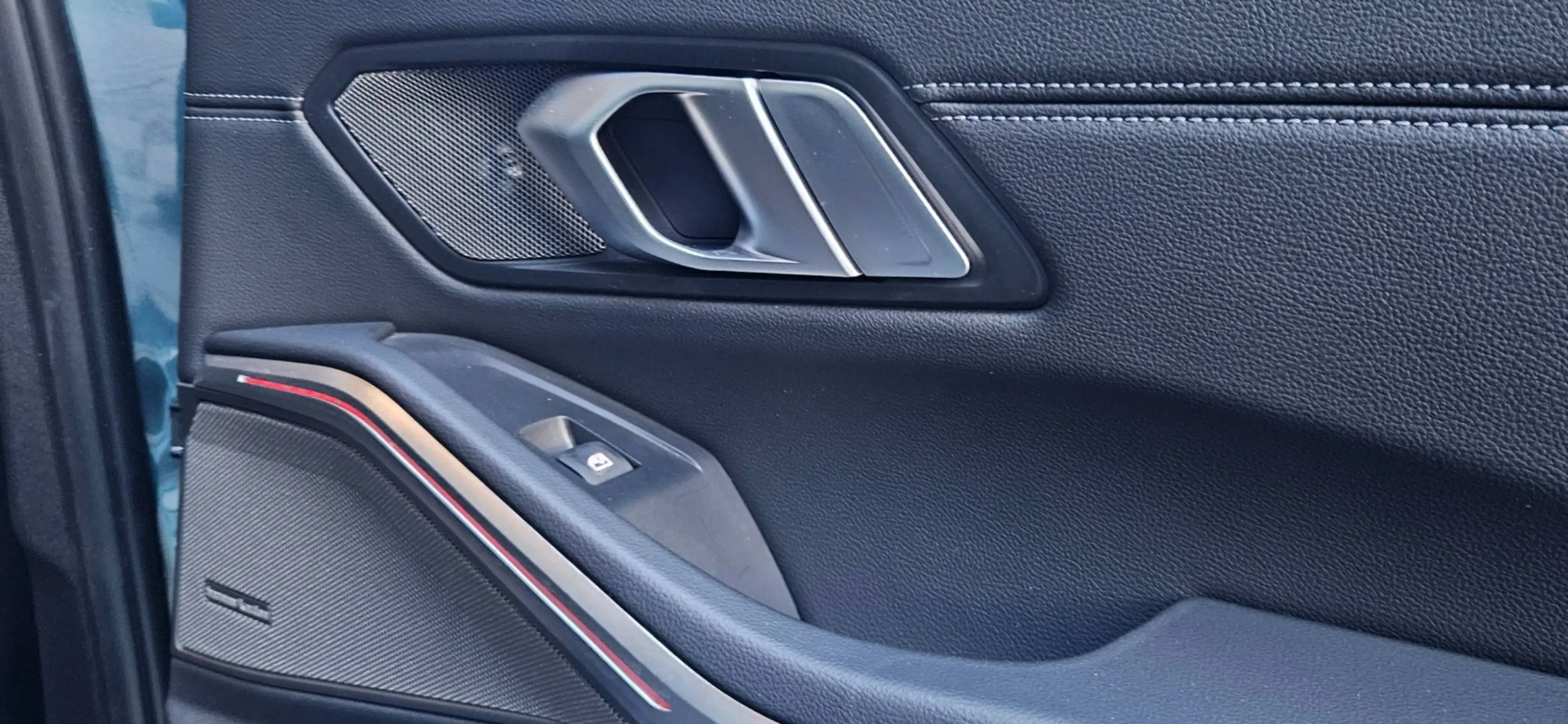 BMW 330 e  LUXURY LINE  EXCLUSIEIF BLEU RIDGE METTALIC/FULL OPTION IN NIEUWSTAAT — photo 12