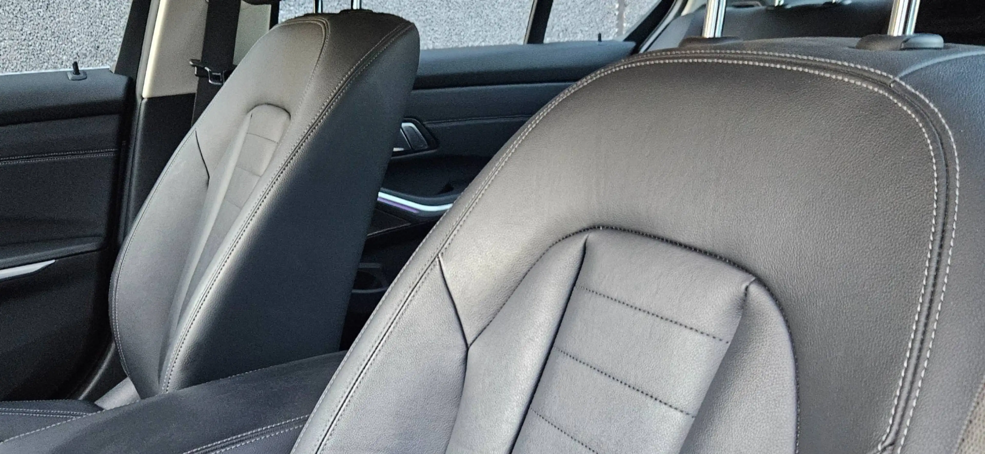 BMW 330 e  LUXURY LINE  EXCLUSIEIF BLEU RIDGE METTALIC/FULL OPTION IN NIEUWSTAAT — photo 9