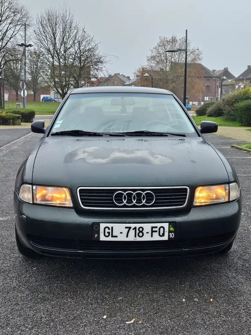Audi A4 1.6i - ANCÊTRE Vert - 1