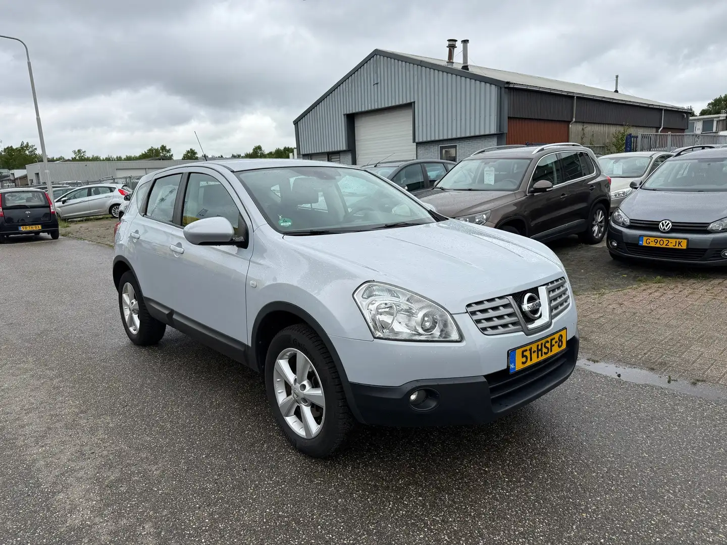 Nissan Qashqai 1.6 Acenta Clima Bj:2009 NAP! Grijs - 2
