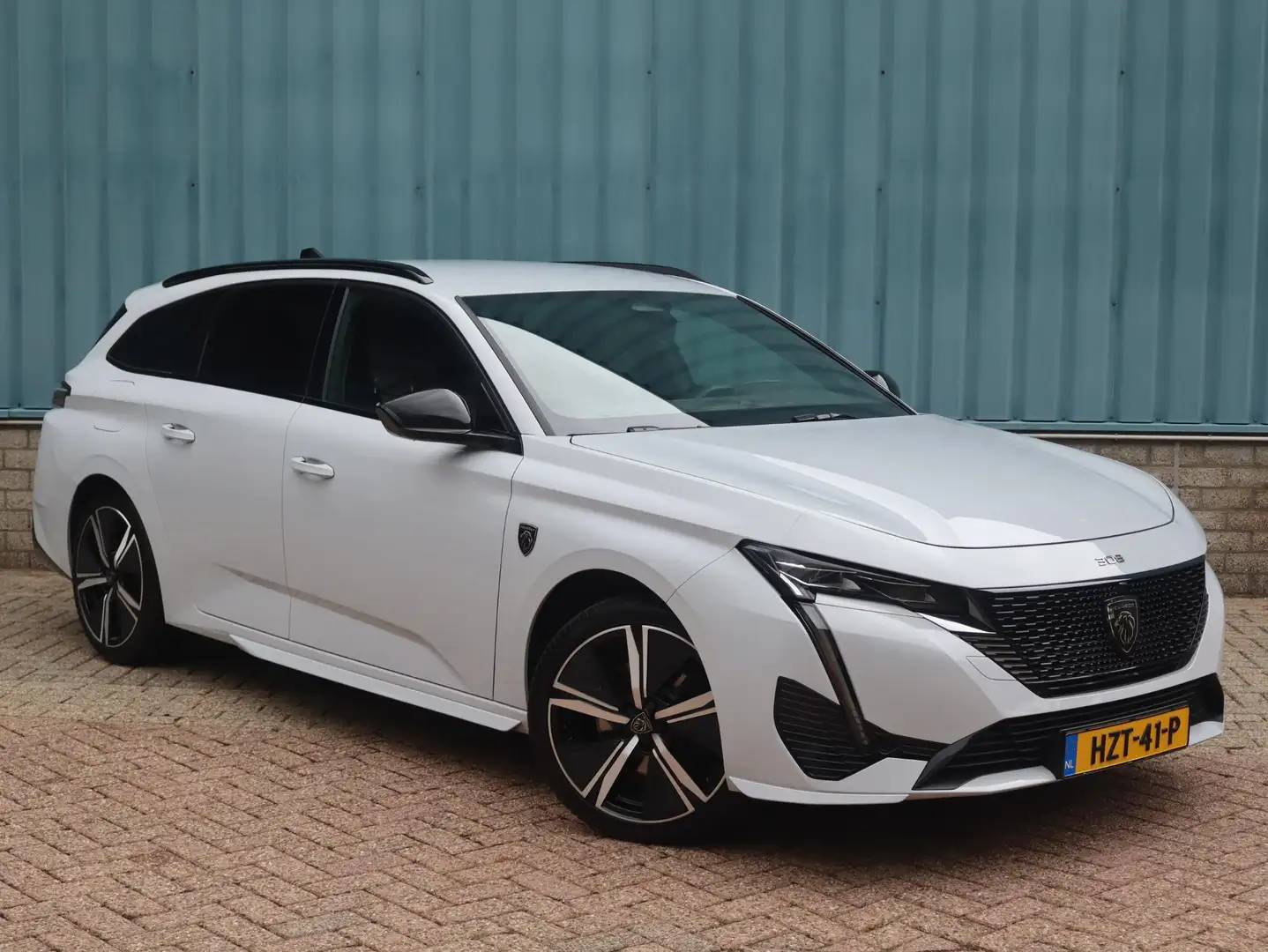Peugeot 308 SW GT 1.2 Turbo 130pk EAT8 AUTOMAAT | NAVI | CAMER Blanc - 2