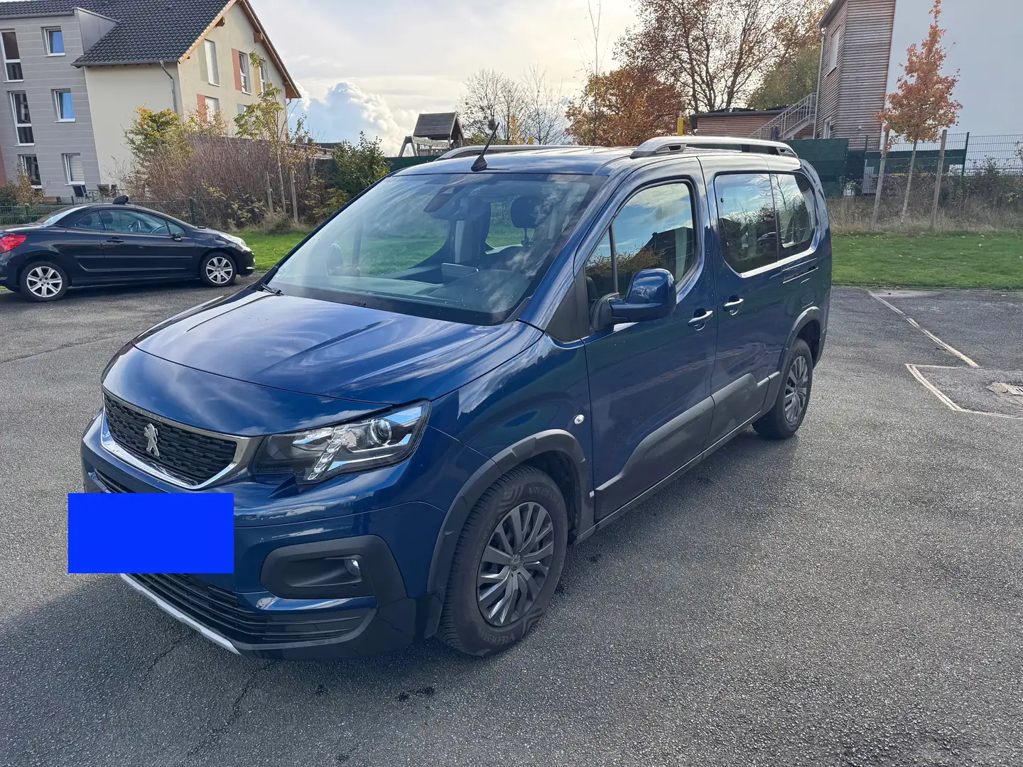Peugeot Rifter Rifter PureTech 130 L2 EAT8 7-Sitzer Allure Blau - 1