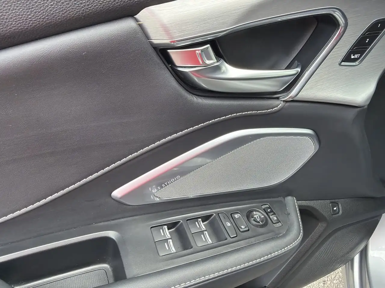 Acura RDX снимка Acura RDX