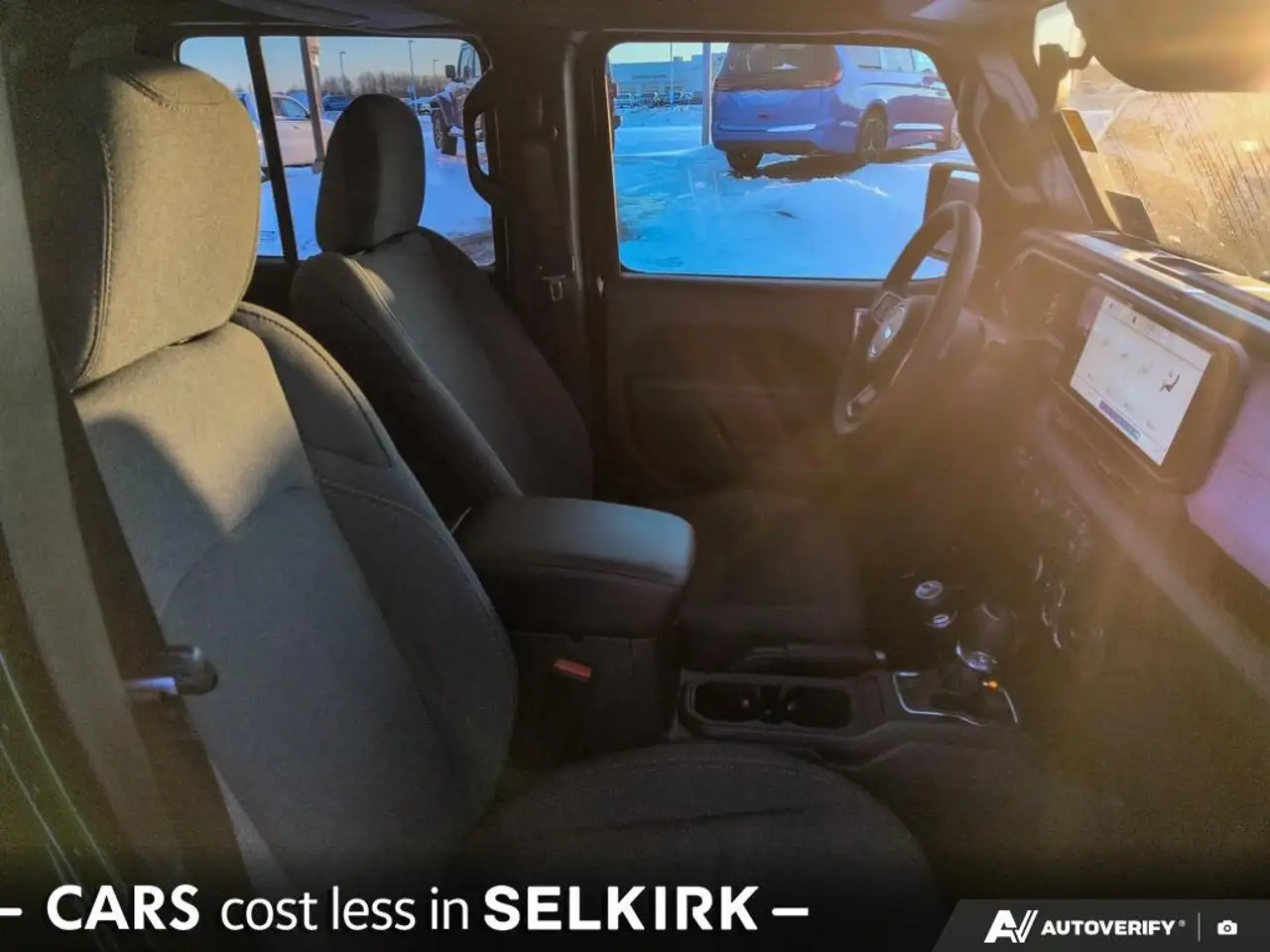 Jeep Gladiator photo Jeep Gladiator