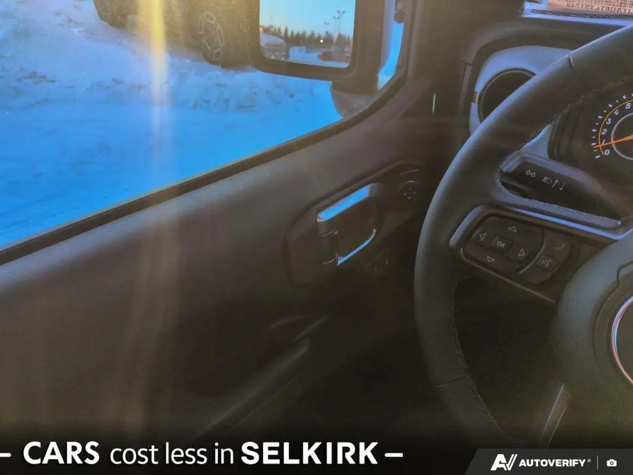 Jeep Gladiator photo Jeep Gladiator
