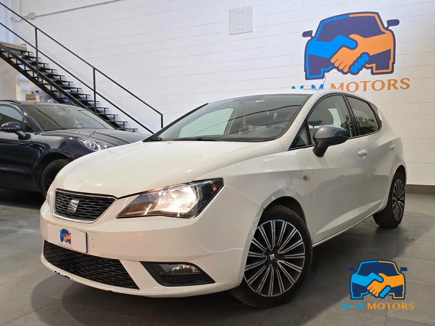 SEAT Ibiza Ibiza 5p 1.0 tsi Connect s&s 95cv Weiß - 1