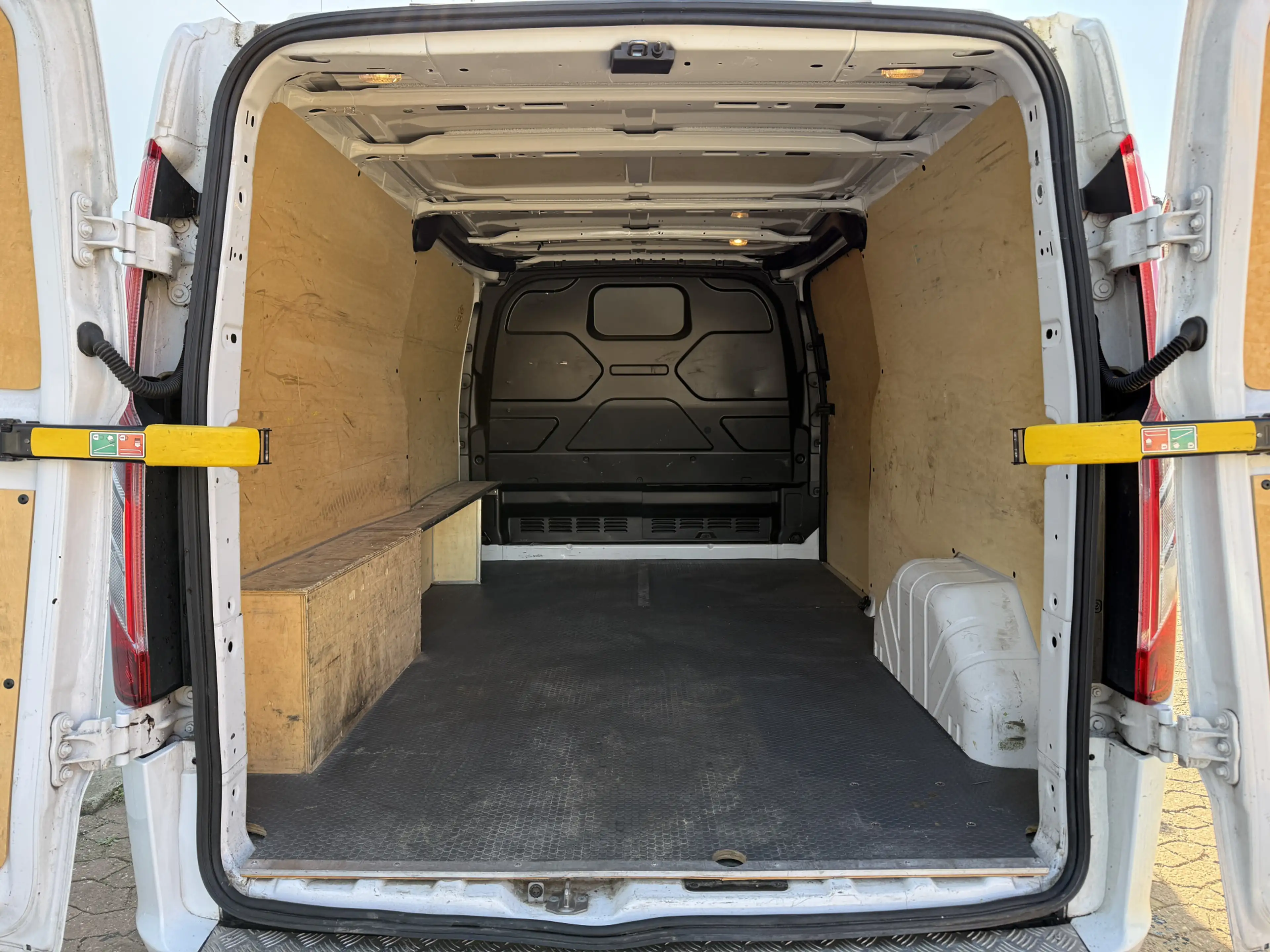 Ford Transit Custom 2.0 EcoBlue 130PK L2 Cruise Control Carplay Camera — photo 12