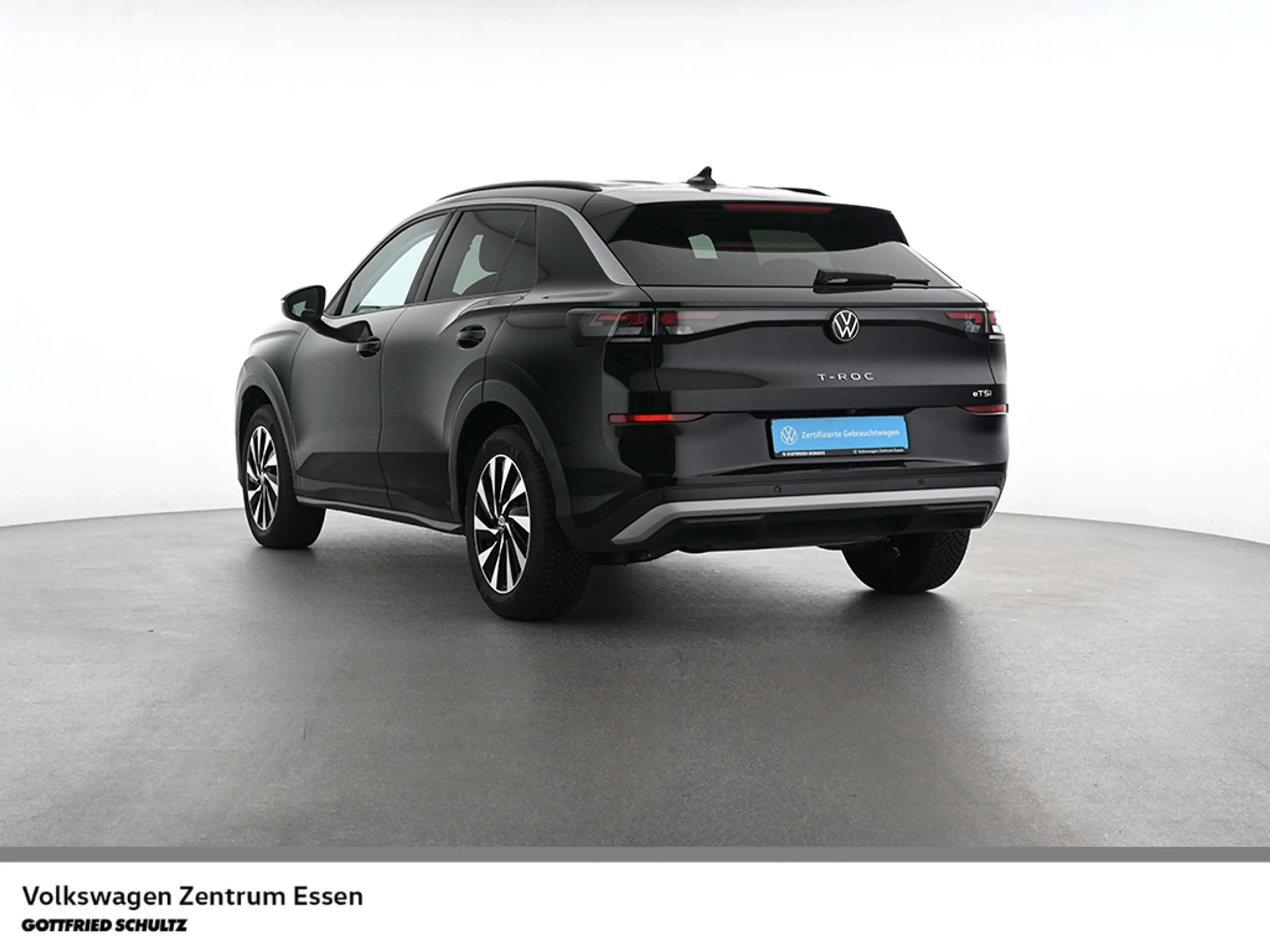 Volkswagen T-Roc Life 1.5 l eTSI DSG LED Rückfahrkamera SHZ — photo 2
