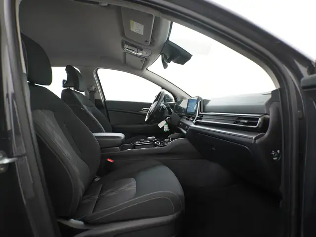 Kia Sportage view 3