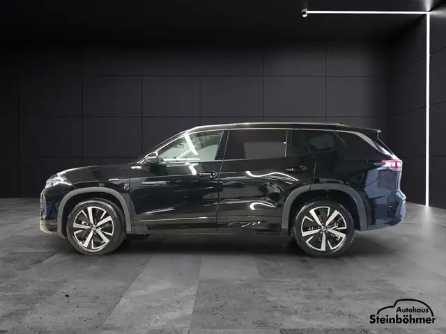 Volkswagen Tayron view 3