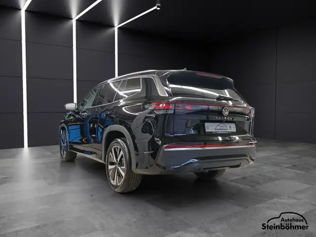 Volkswagen Tayron view 4