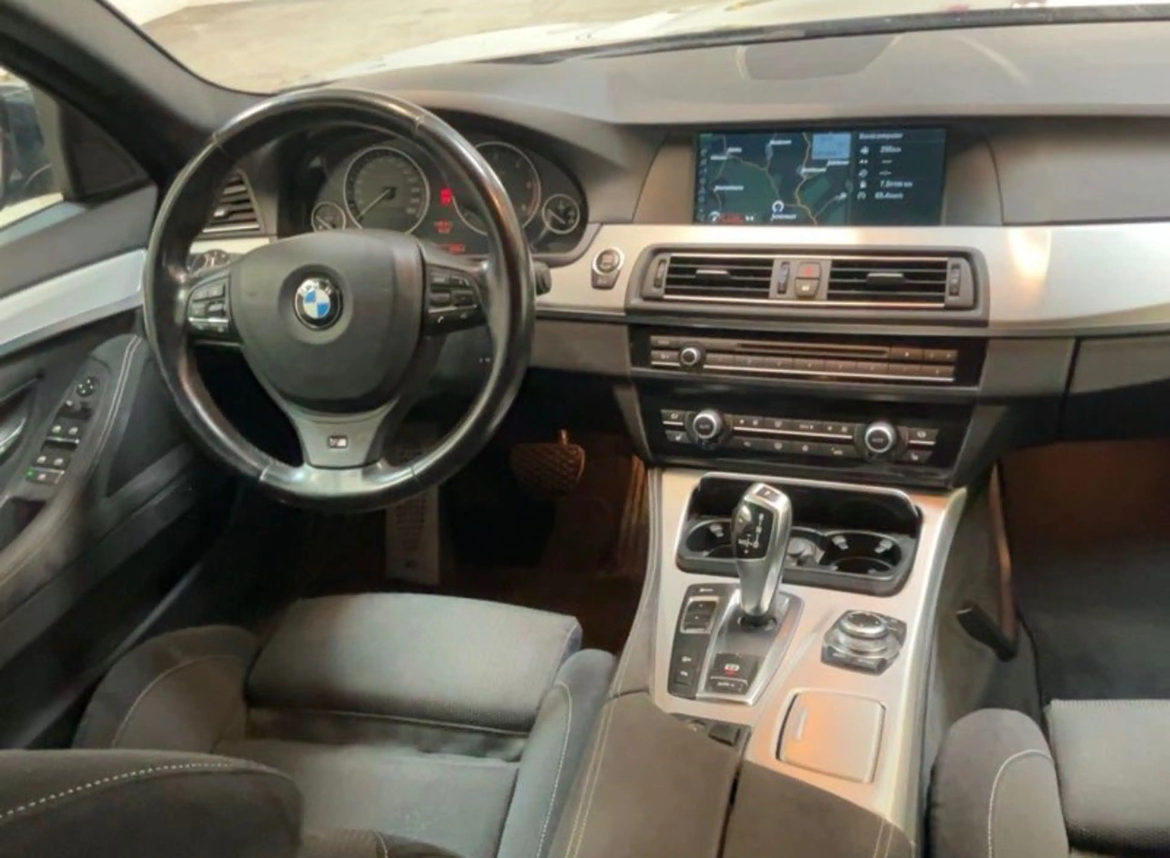 BMW 535 d xDrive*M-Paket*Pano*AHK*ACC — photo 9