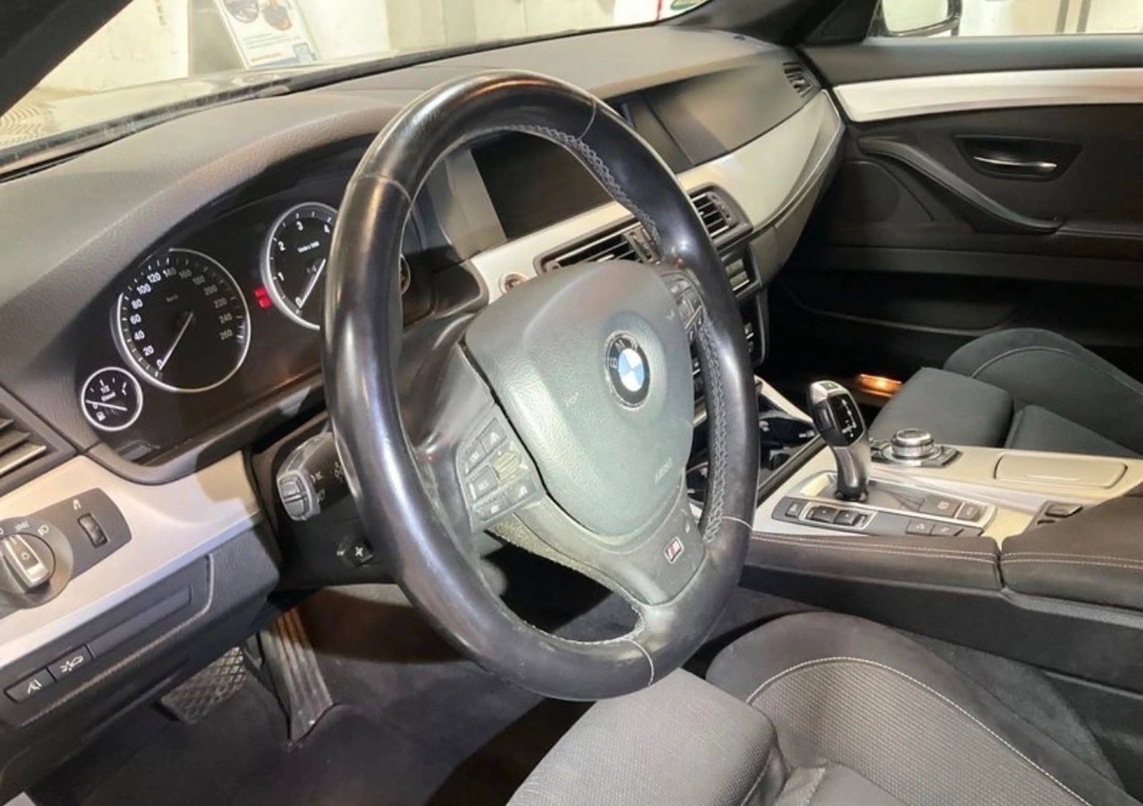 BMW 535 d xDrive*M-Paket*Pano*AHK*ACC — photo 12