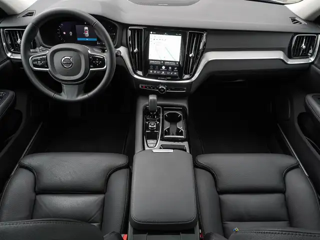 Volvo V60 view 11