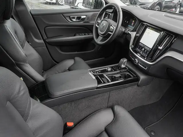 Volvo V60 view 9