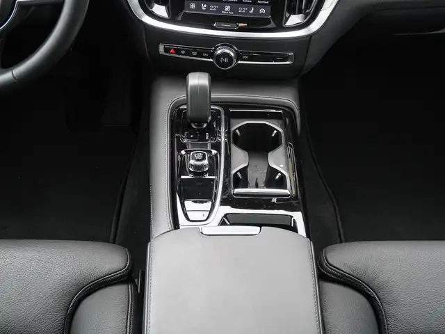 Volvo V60 view 14