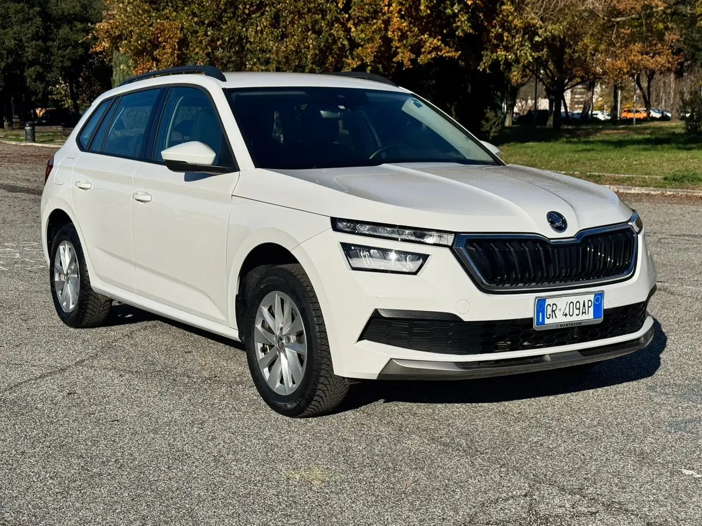 Skoda Kamiq 1.0 95cv Ambition -PREZZO REALE- Bianco - 1
