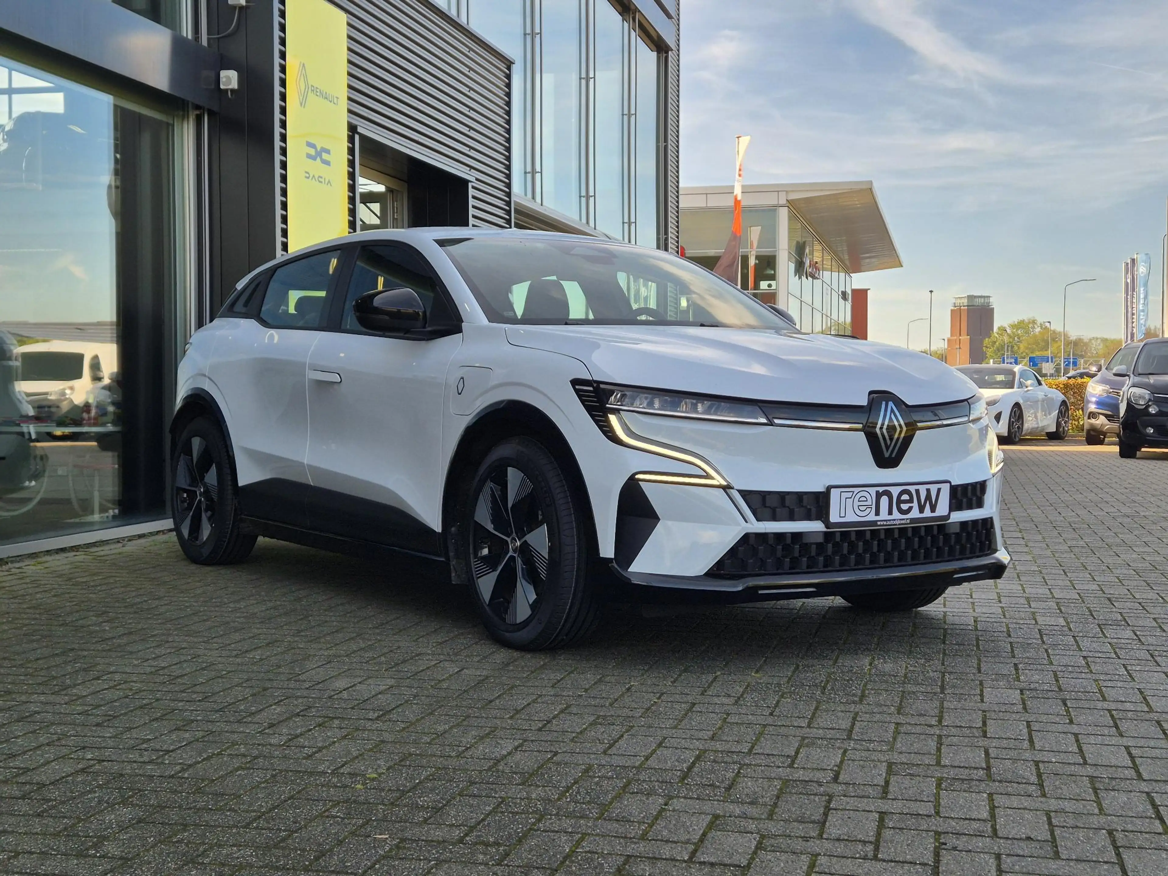 Renault Megane E-Tech EV60 Optimum Charge Evolution Camera, Trekhaak, CC — photo 4