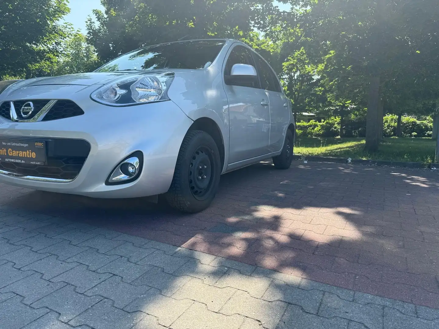 Nissan Micra 1.2 Acenta Gümüş rengi - 2