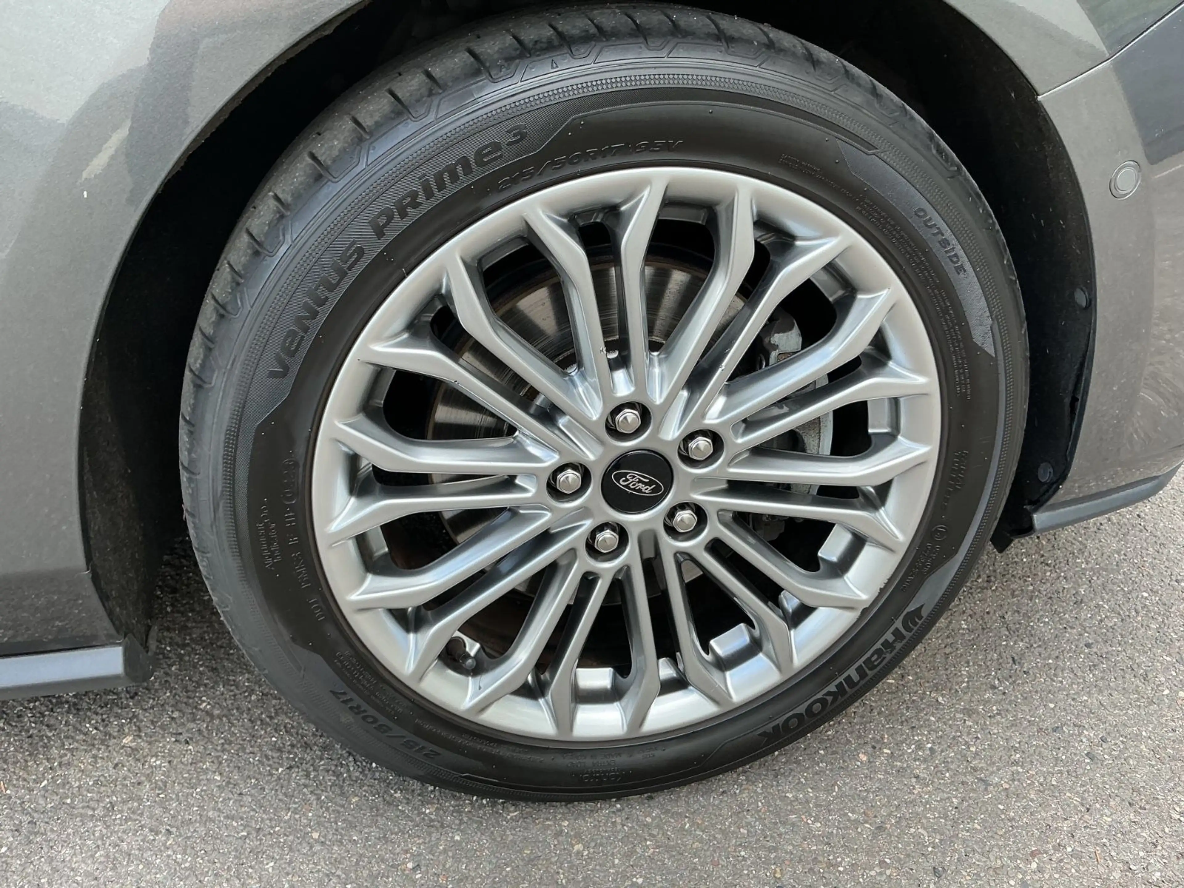 Ford Focus Turnier Titanium — photo 9