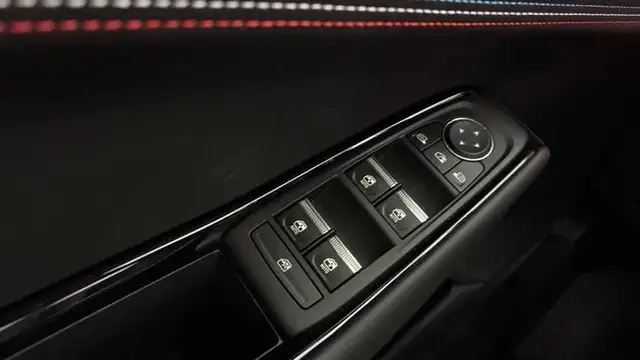 Renault Rafale view 14