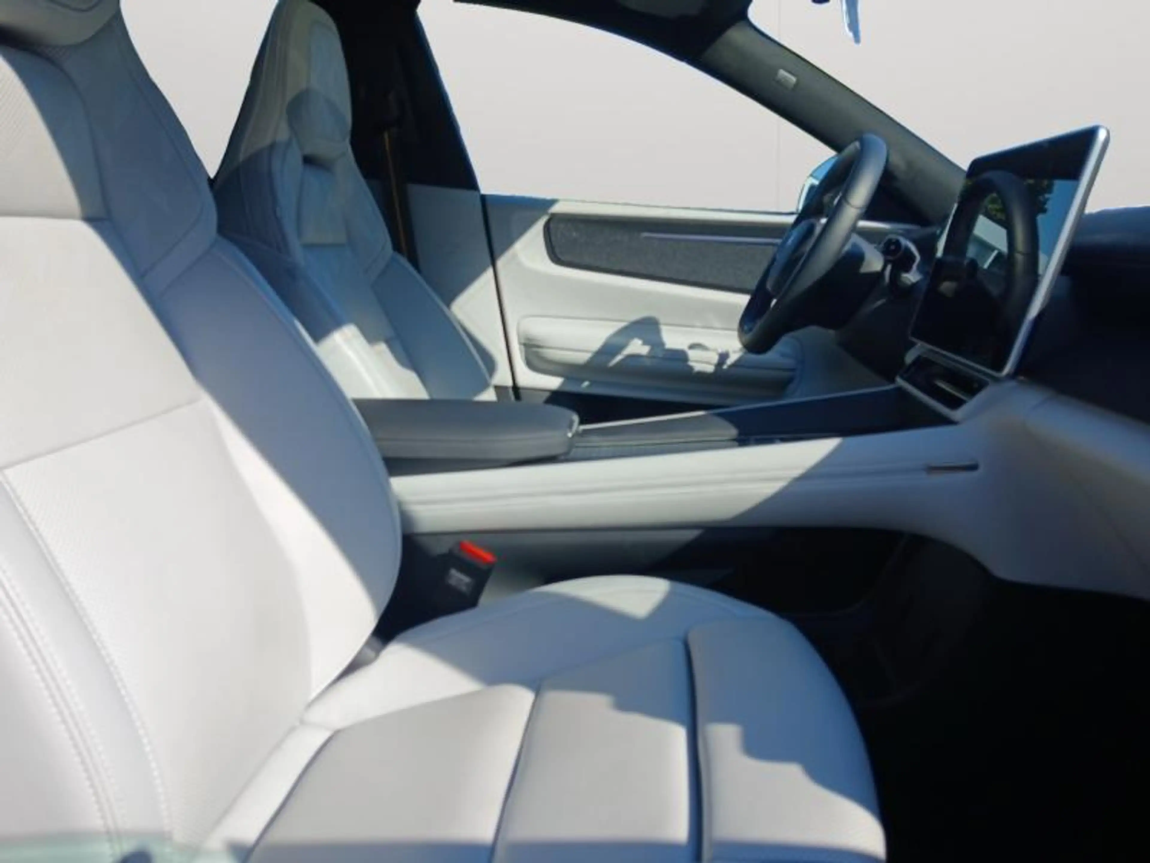 Polestar 4 Long range dual | Plus | Nappa — photo 15