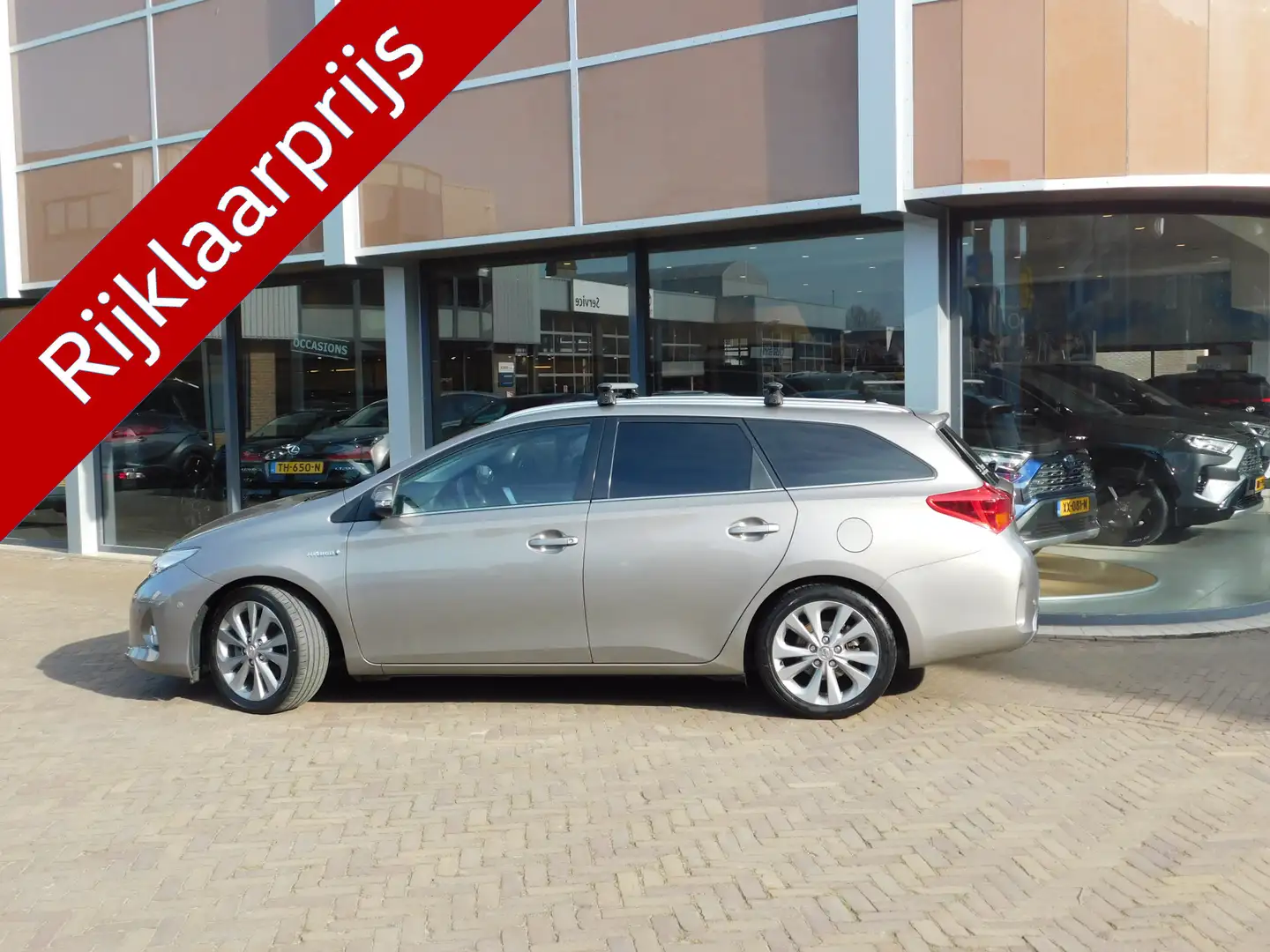 Toyota Auris Touring Sports 1.8 Hybrid Executive | Stoelverwarm Gris - 1
