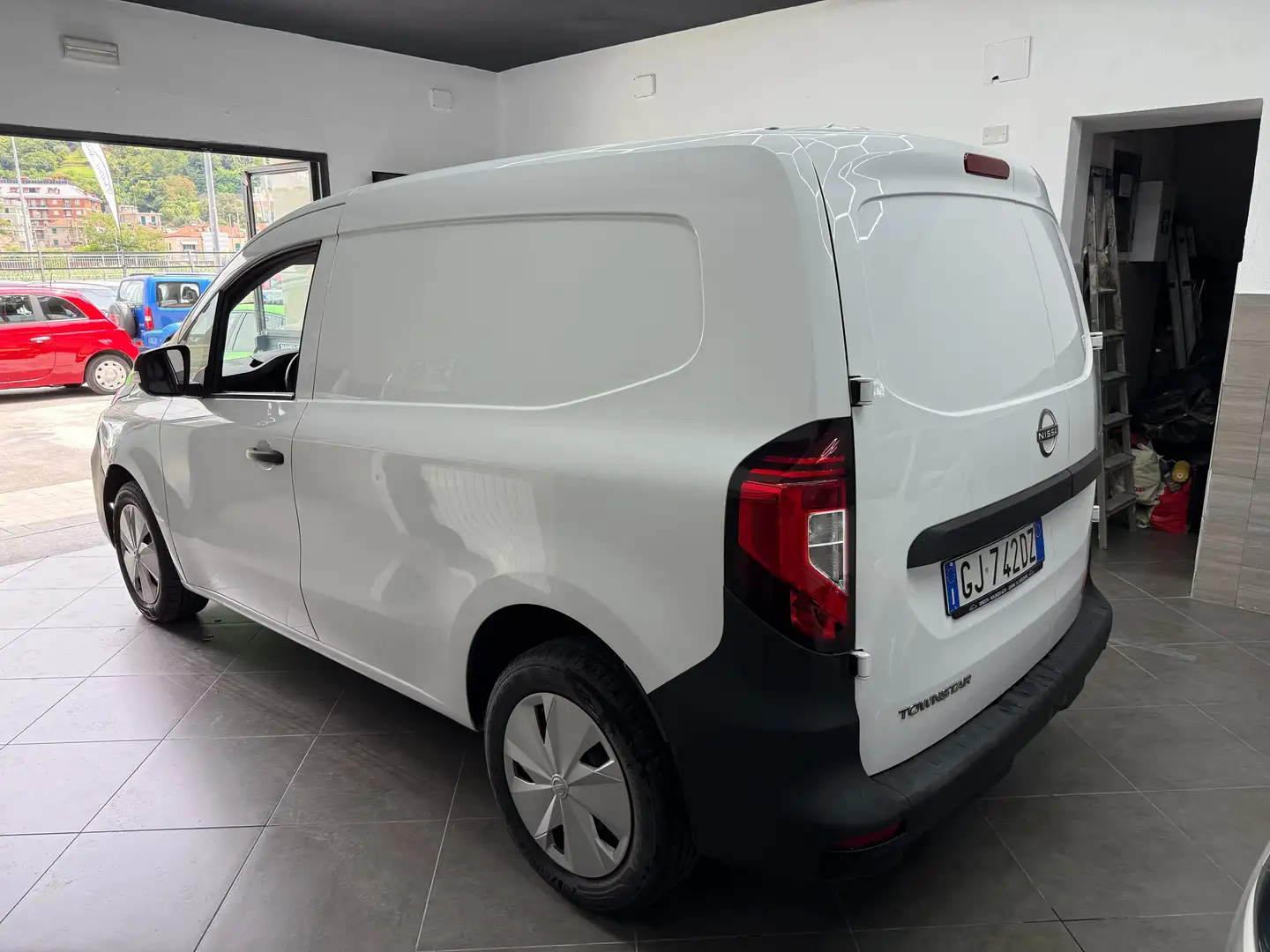 Nissan Townstar Weiß - 2