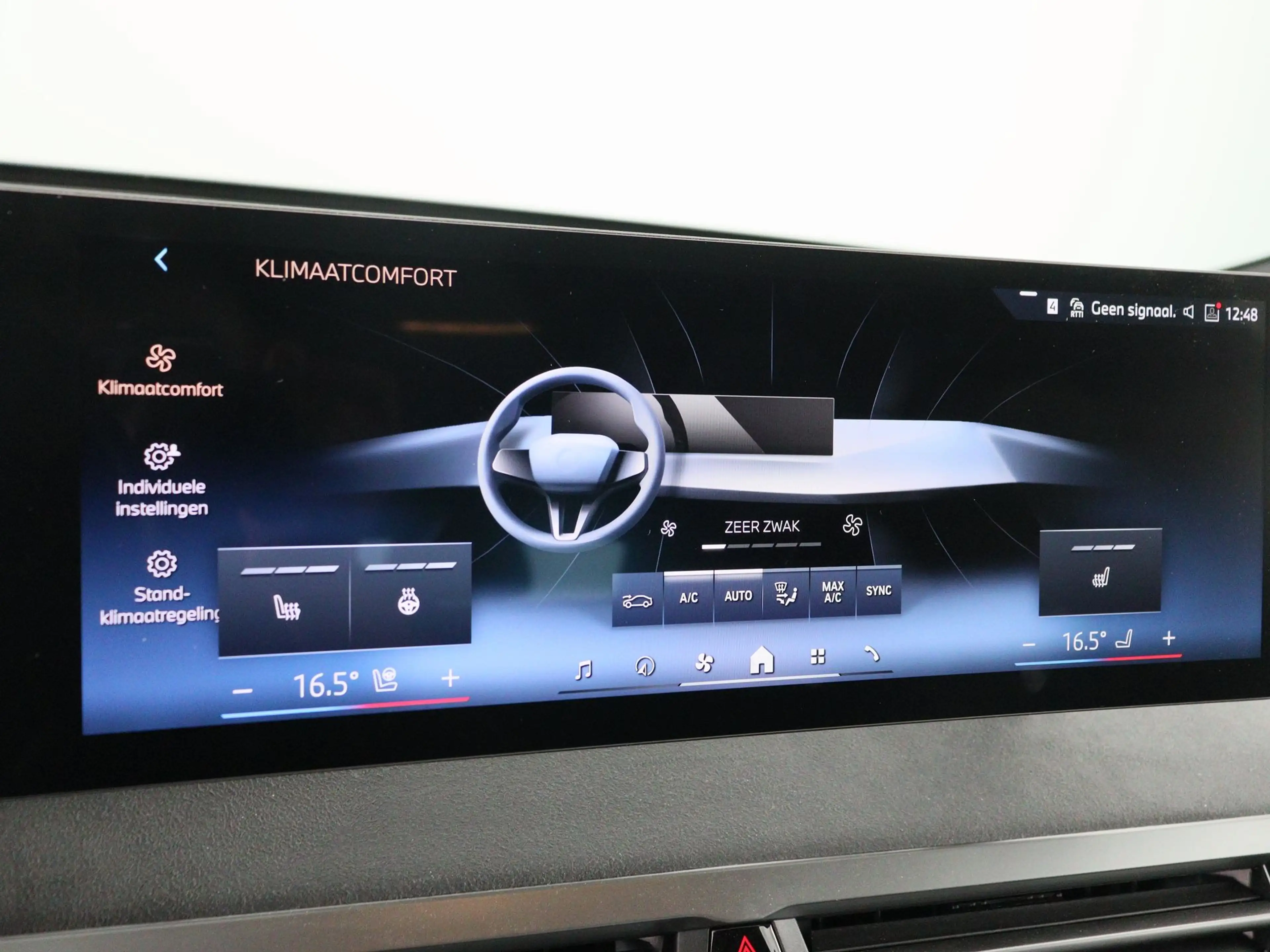 BMW iX xDrive45 101 kWh — photo 15