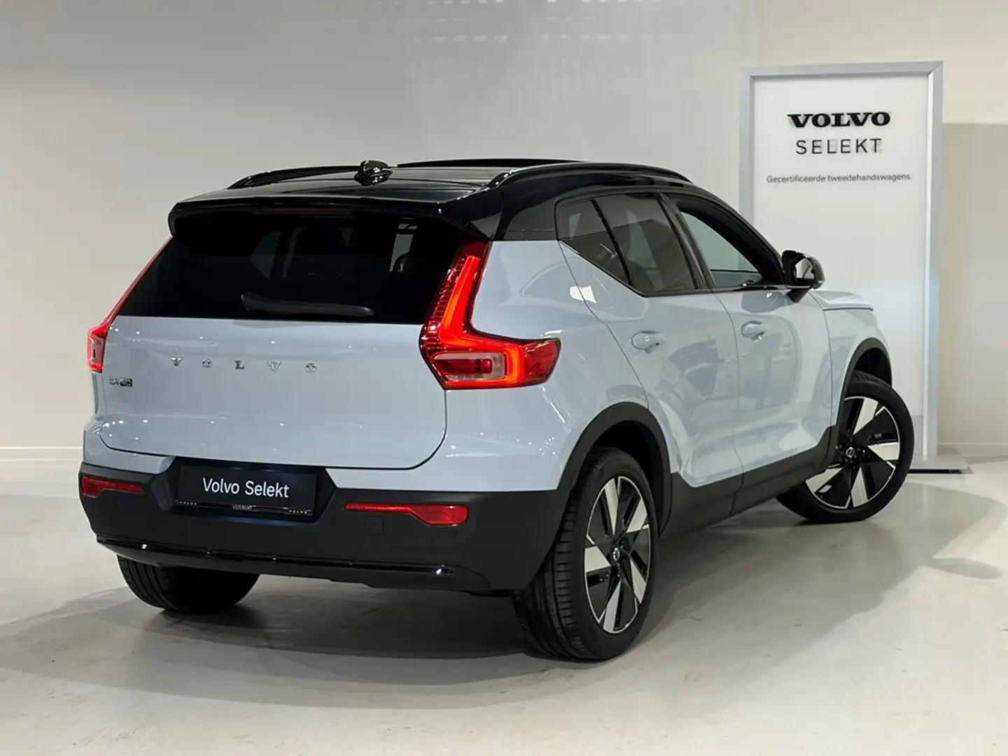 Volvo XC40 Recharge Ultra Twin Motor Performance Bleu - 2