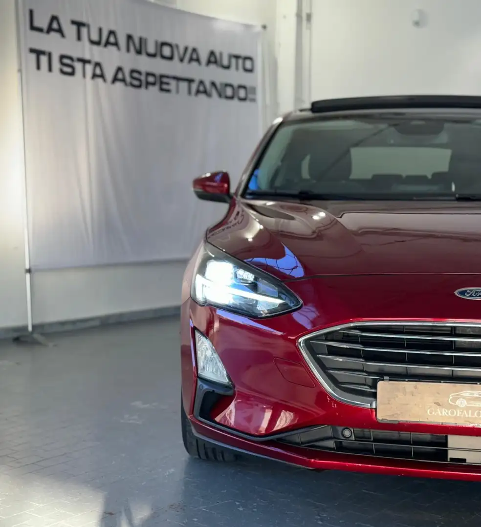 Ford Focus 1.5 Ford Focus Titanium automatica Rojo - 2