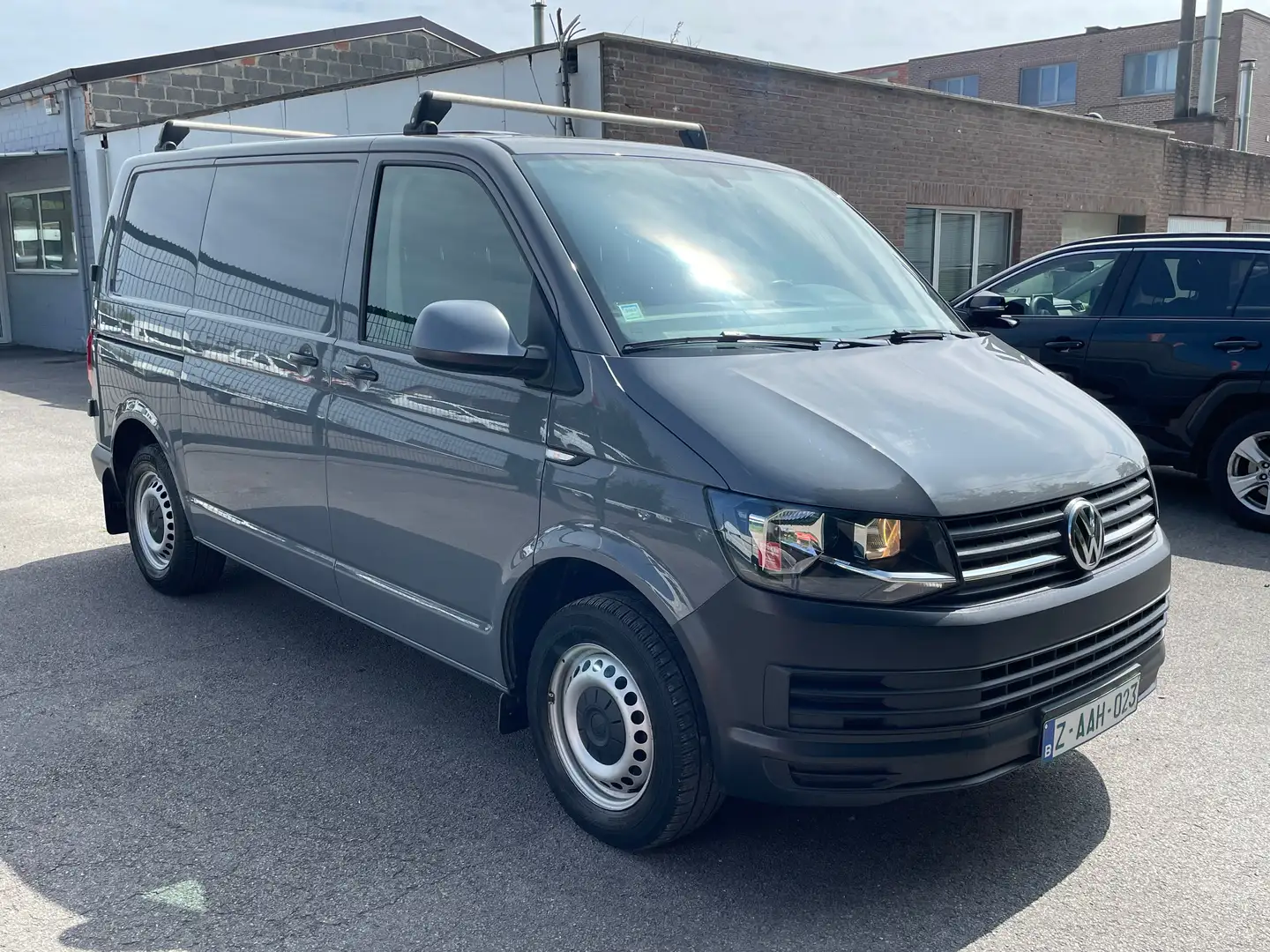 Volkswagen T6 Transporter 2.0 TDi 3 PLACES CLIM SIMILI ECRAN 12300 HTVA Grau - 1