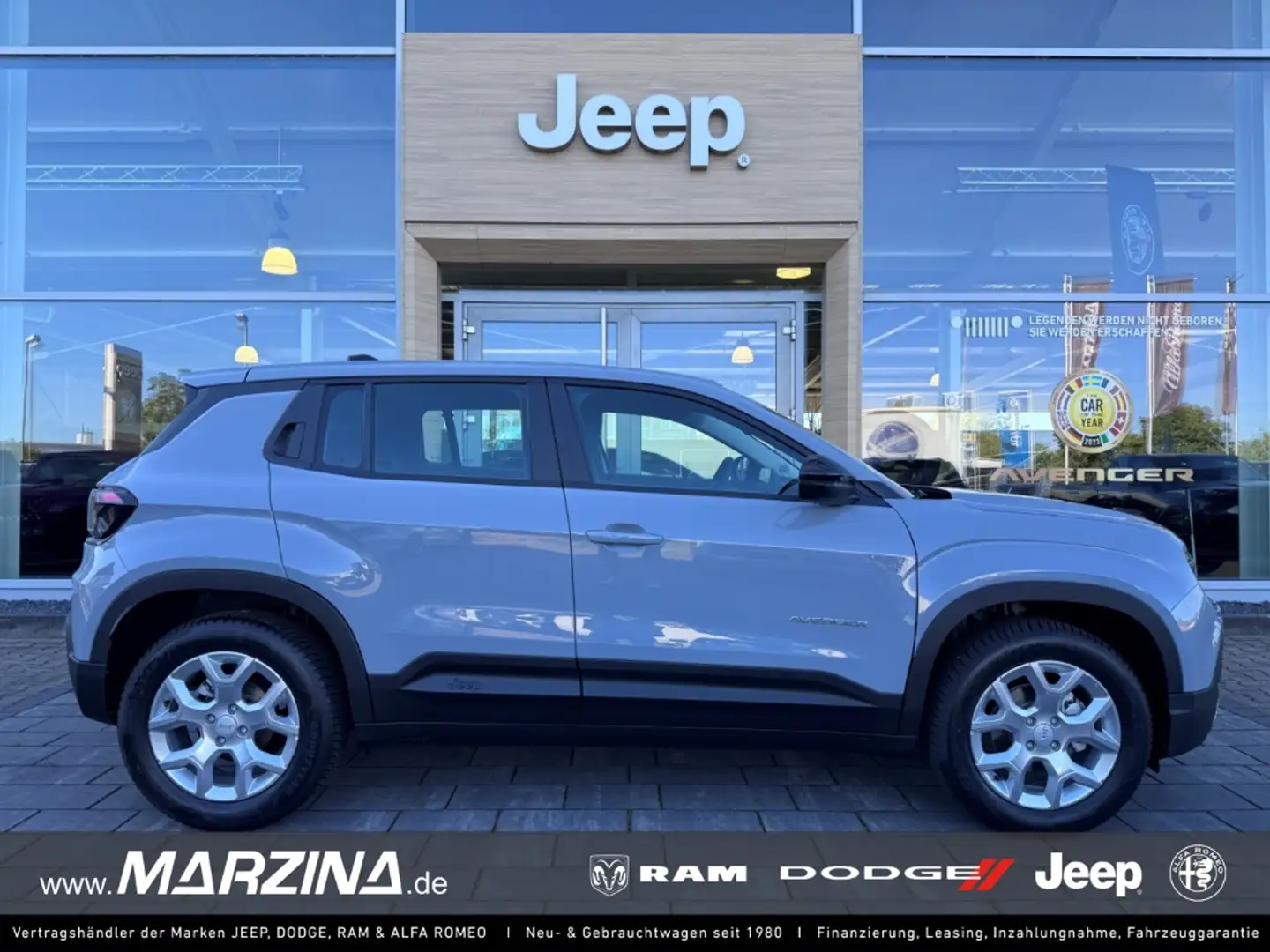 Jeep Avenger Altitude 1.2 Winter NAVI Allwetter Digitales Cockp Grau - 1