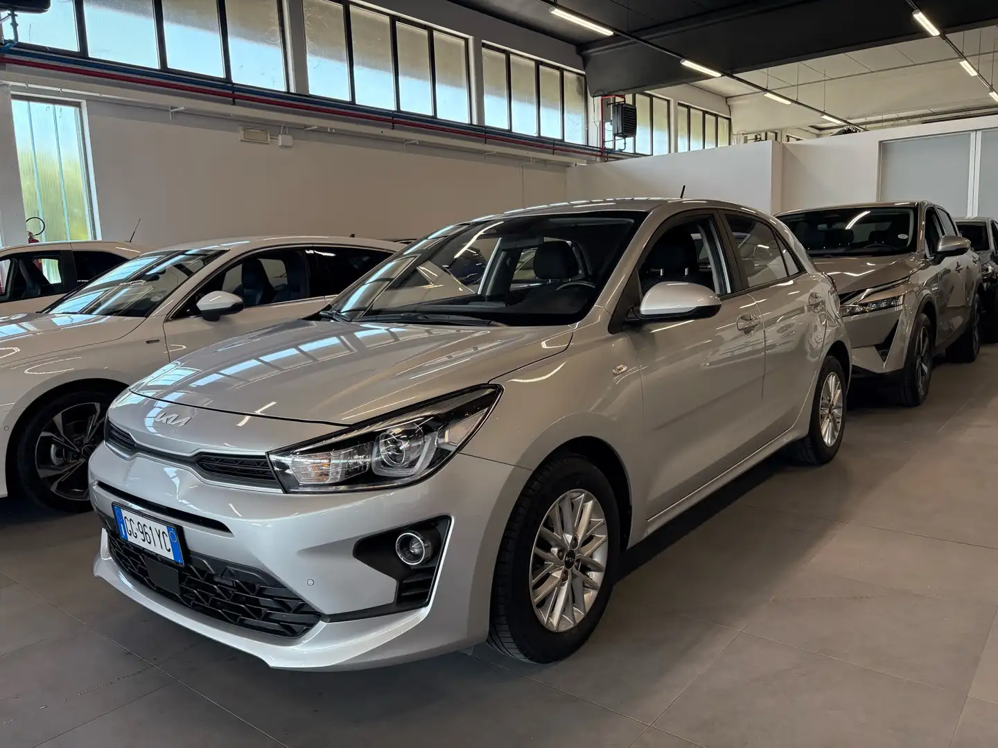 Kia Rio Rio 1.0 t-gdi mhev Style 100cv GARANZIA 3 ANNI Silber - 1