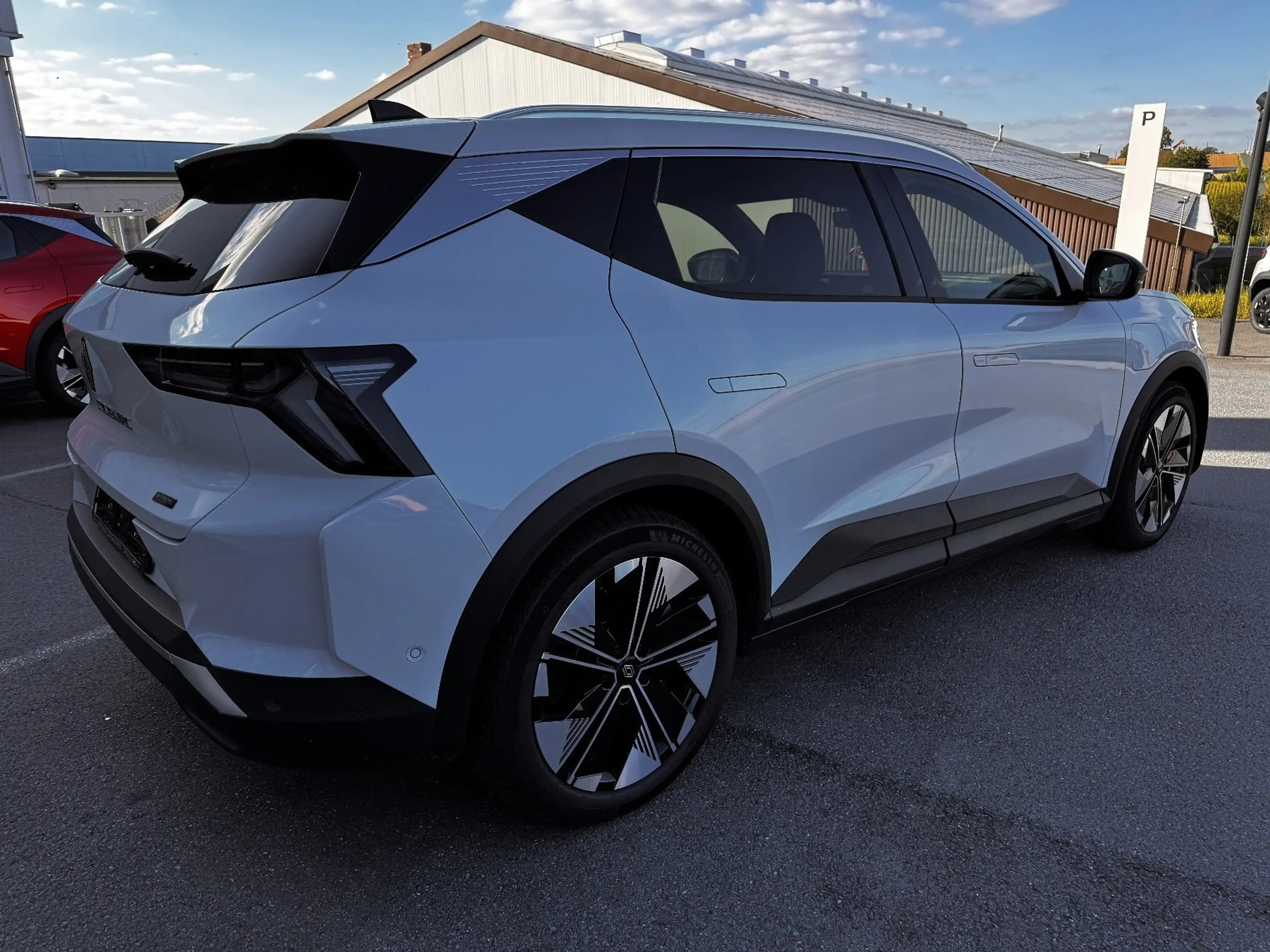 Renault Scenic E-Tech 220 LONG RANGE — photo 4