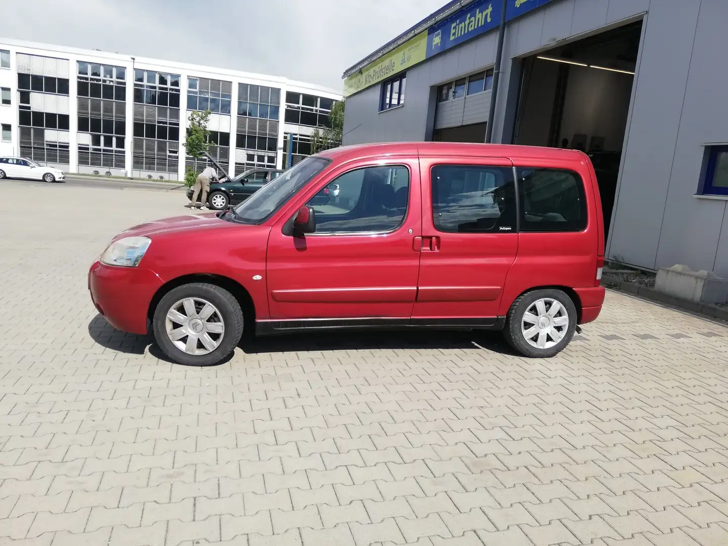 Citroen Berlingo 1.6 16V Style Rojo - 2