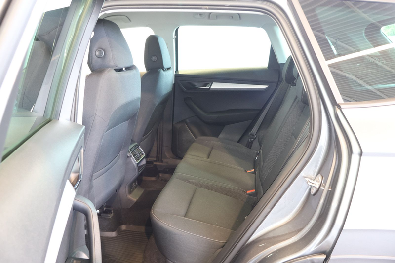 Skoda Karoq 2.0 TDI Ambition 4x4 AID+ACC+KAM+LED+AHK — photo 12