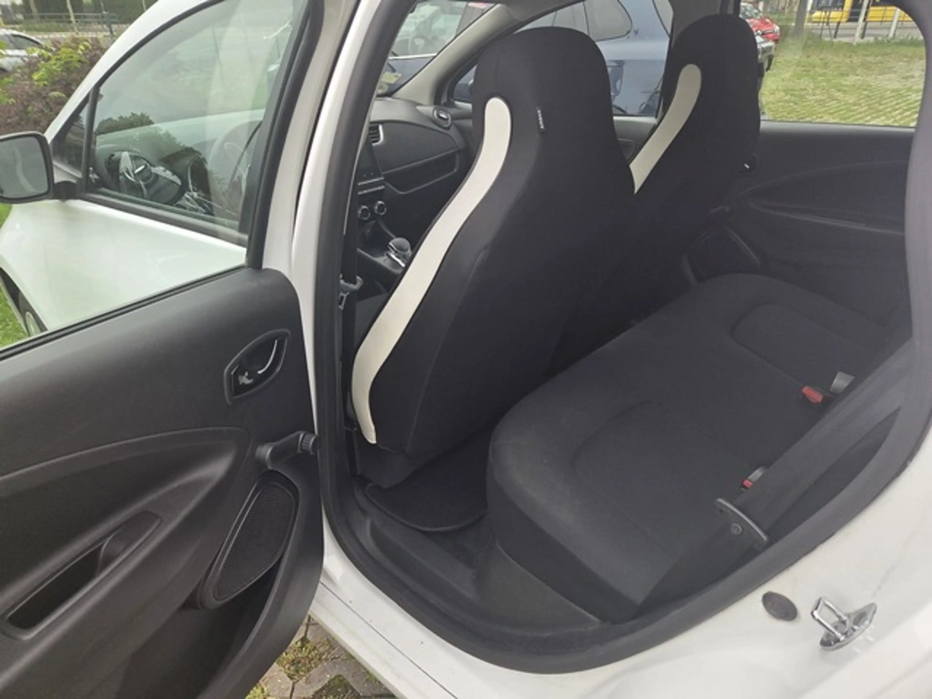 Renault ZOE Zoe Life 52 kwh R110/Z.E. 50 Klima Sitzheizung — photo 14